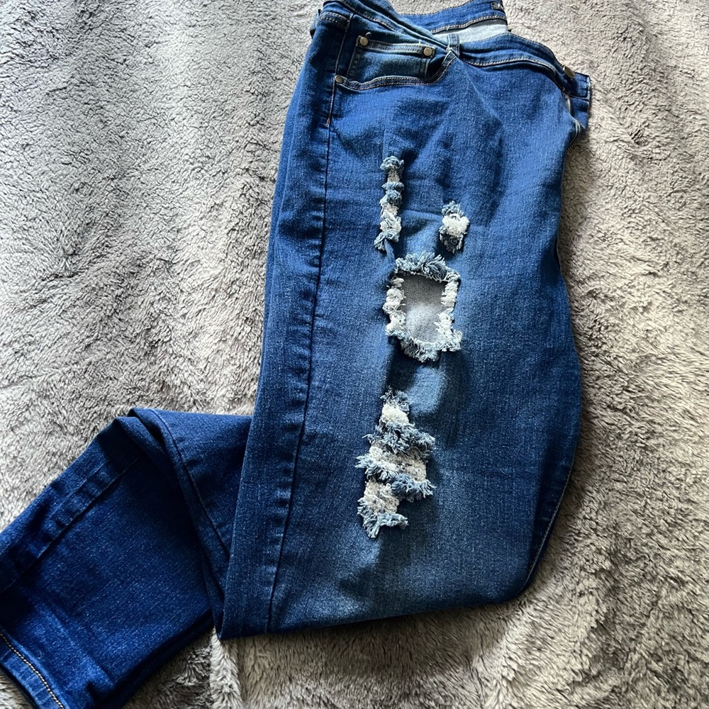 Fashion Nova distress jeans